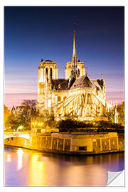 Vinilo para la pared Notre Dame cathedral on the river Seine, illuminated at dusk, Paris