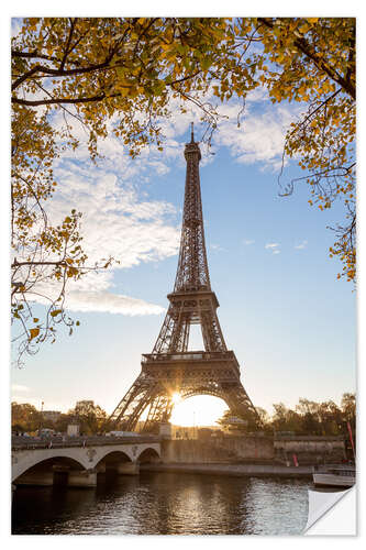 Selvklebende plakat Jena bridge and Eiffel tower in autumn, Paris, France