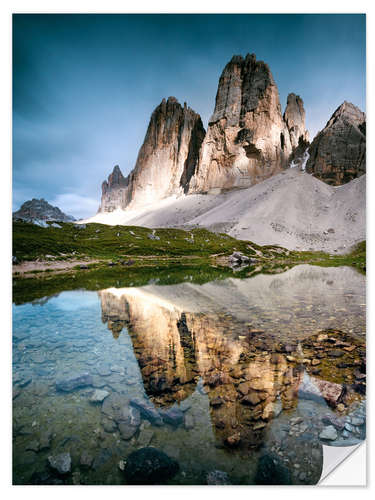 Muursticker Majestic Three Peaks (Tre Cime di Lavaredo) mountains in the Dolomites, Italy