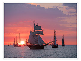 Póster  Sailing ships on the Baltic Sea in the evening - Rico Ködder