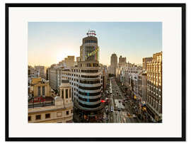 Impresión de arte enmarcada Gran Vía a la luz del atardecer