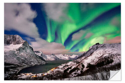 Vinilo para la pared Aurora Borealis or northern lights over winter landscape