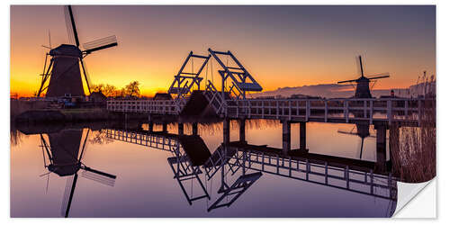 Selvklebende plakat Solnedgang, Kinderdijk, Holland