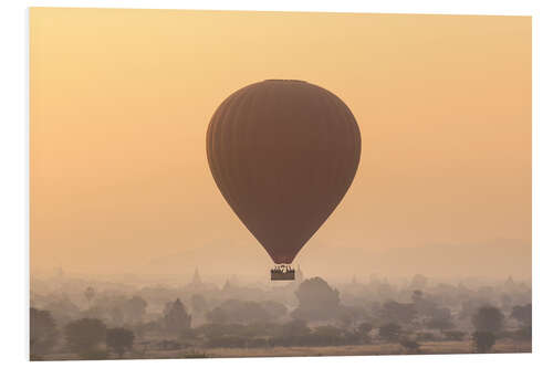 PVC-tavla Hot air balloon over temples of Bagan, Myanmar