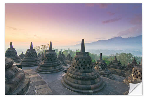 Selvklebende plakat Sunrise Borobudur Temple Stupa in Yogyakarta