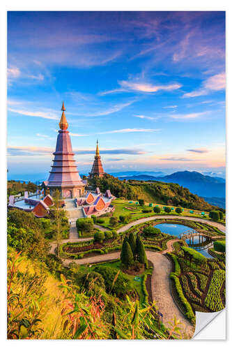 Sticker mural Pagode dans le parc national de Doi Inthanon