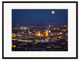Plakat artystyczny premium w ramie Munich Skyline with yellow full moon