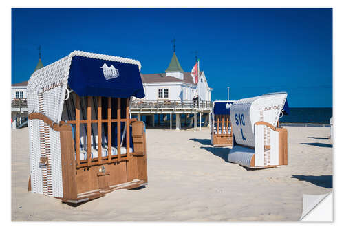 Vinilo para la pared Beach chairs on the beach of Usedom in Ahlbeck