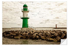 Adesivo murale Green and red lighthouse at the harbor entrance of Warnemünde