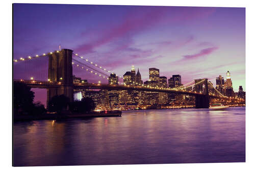 Tableau en aluminium Pont de Brooklyn et Manhattan à la lumière violette du crépuscule