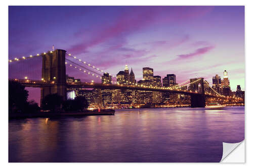 Självhäftande poster Brooklyn Bridge and Manhattan at purple sunset