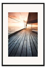 Gerahmter Kunstdruck Segelboot auf dem Offenen Meer I