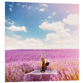 Stampa su PVC Red wine bottle and wine glass in lavender field