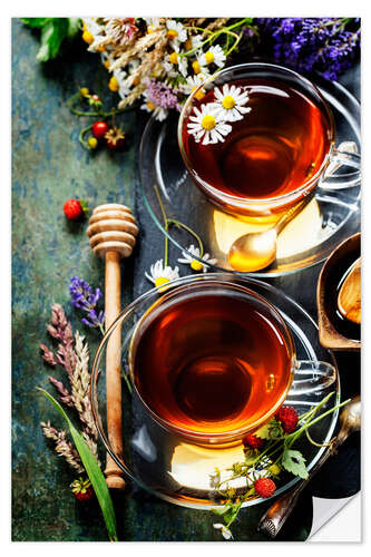 Självhäftande poster Herbal tea with honey, berry and flowers