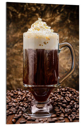 Quadro em plexi-alumínio Irish coffee on wooden table with coffee beans