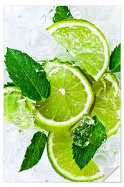 Sisustustarra lime slices with ice and peppermint leaves