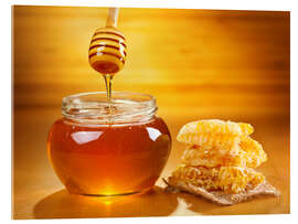 Akrylglastavla jar of honey with honeycomb on wooden table