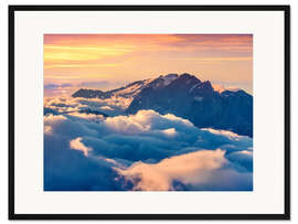 Gerahmter Kunstdruck Sonnenaufgang über dem Tal Val di Fassa mit Sellajoch, Dolomiten