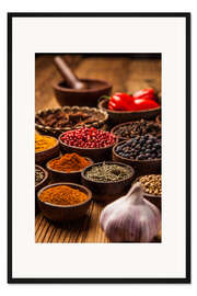 Gerahmter Kunstdruck bunte Gewürze in Schalen