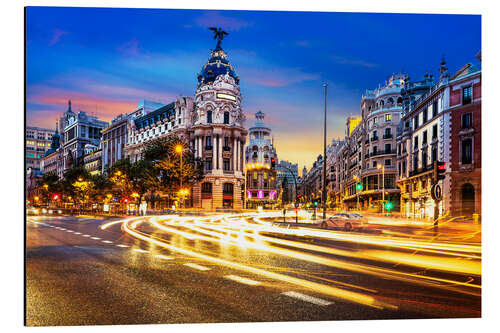 Alubild Einkaufsstraße in Madrid bei Nacht