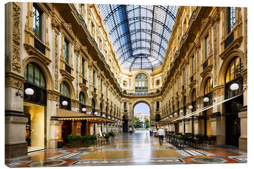 Stampa su tela Glass dome of Galleria Vittorio Emanuele in Milan, Italy