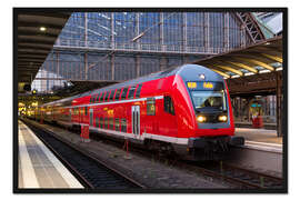 Gerahmter Kunstdruck Zug im Frankfurter Bahnhof