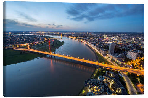 Leinwandbild Aussicht auf Düsseldorf am Abend