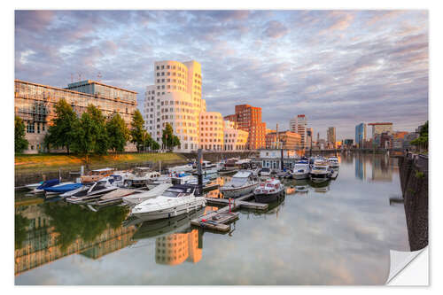 Sisustustarra Evening sun in the Media Harbour Dusseldorf