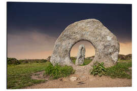 Magnettafel Bronzezeit Monument Men-an-Tol in Cornwall (England)