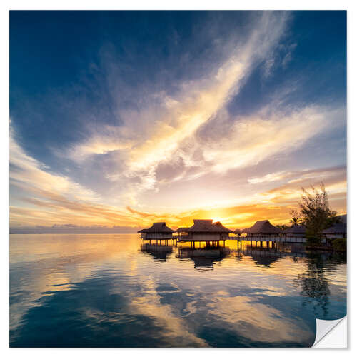 Autocolante decorativo Romantic sunset on a beach, French Polynesia