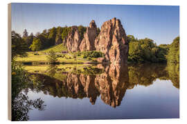 Holzbild Externsteine mit Spiegelung im See