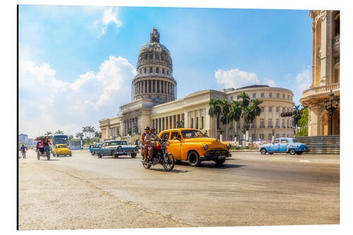 Stampa su alluminio Havana Capitol with Oldtimer