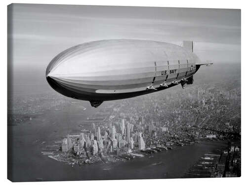 Tableau sur toile Le dirigeable USS Macon au-dessus de New York