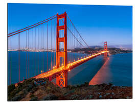 Galleritryk Night shot of the Golden Gate Bridge in San Francisco California, USA