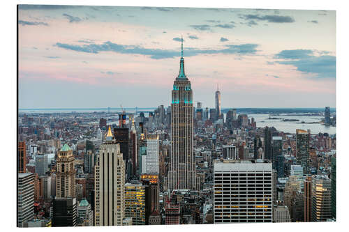 Obraz na aluminium Manhattan skyline with Empire State building at sunset, New York city, USA