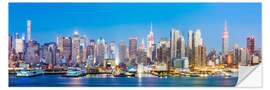 Självhäftande poster Manhattan skyline panoramic at night, New York city, USA