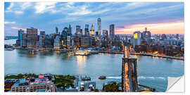 Wall sticker Panoramic of Manhattan and Brooklyn bridge from the East river at dusk, New York city, USA