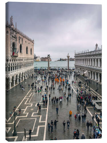 Lærredsbillede View of St Mark's square in a cloudy day, Venice, Italy