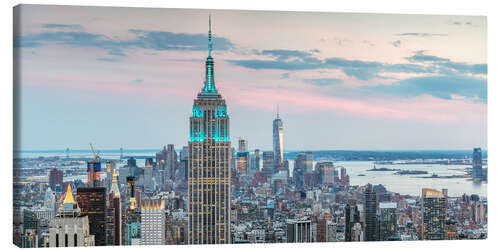 Obraz na płótnie Panoramic of Empire State Building and Manhattan skyline at sunset, New York city, USA