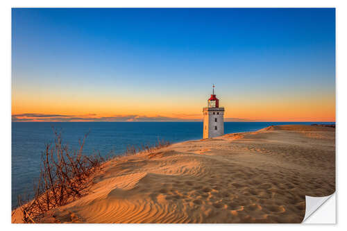 Selvklebende plakat Rubjerg Knude Fyr i sanddynene, Danmark