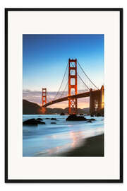 Gerahmter Kunstdruck Golden Gate Bridge in der Dämmerung von Baker Beach, San Francisco, Kalifornien, USA