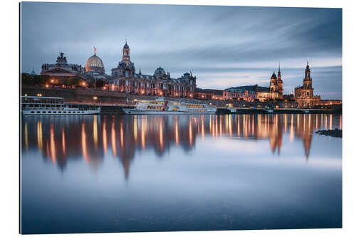 Quadro em plexi-alumínio Dresden old town at the blue hour