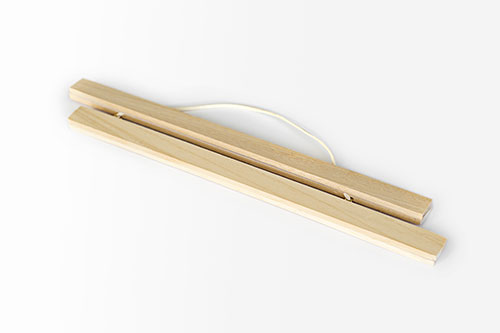 Magnetic poster hangers (Birch)