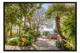 Gerahmter Kunstdruck Idyllischer Garten von Son Marroig (Mallorca)