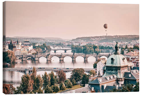 Quadro em tela Balloon over the bridges of Prague