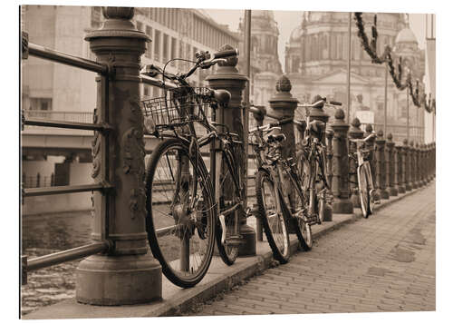 Galleritryck Bicycles on a promenade