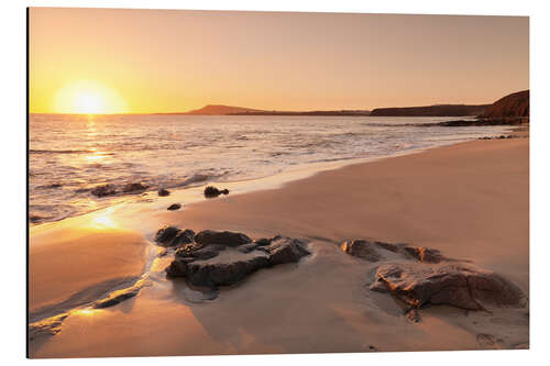 Alumiinitaulu Sunset at a beach, Lanzarote