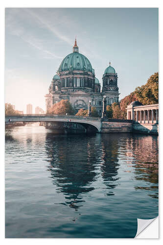 Vinilo para la pared Berliner Dom in rising autumn light