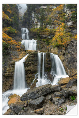 Selvklebende plakat Waterfall near Garmisch-Partenkirchen in Bavaria, Southern Germany