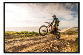 Gerahmter Kunstdruck Küstentrip mit der Enduro